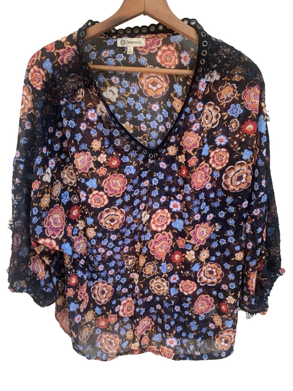 Democracy Multicolor Floral Contrasting Black Lace Sleeves Grommet Neckline Sz L